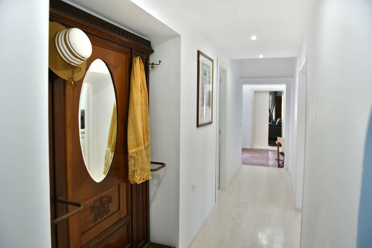 Douskos Port House Hotel Hydra  Bagian luar foto